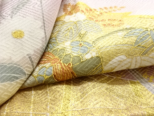  未使用品　松皮菱に花模様訪問着